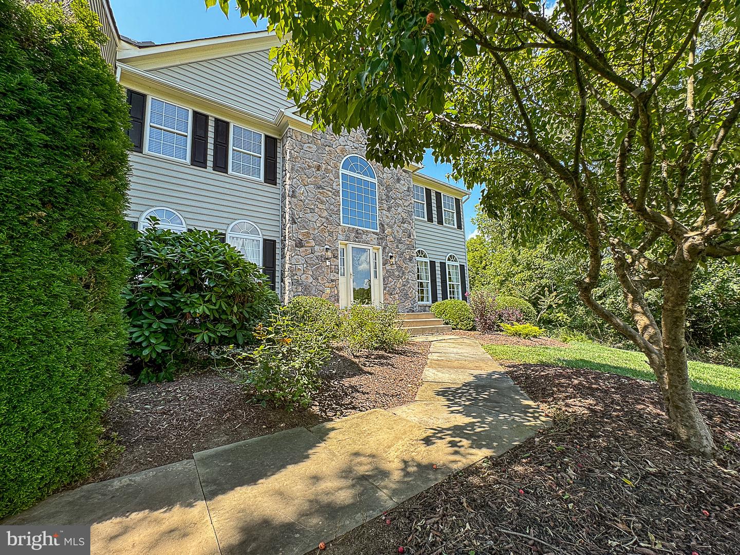 37008 ELAINE PL, PURCELLVILLE, Virginia 20132, 4 Bedrooms Bedrooms, ,3 BathroomsBathrooms,Residential,For sale,37008 ELAINE PL,VALO2078998 MLS # VALO2078998