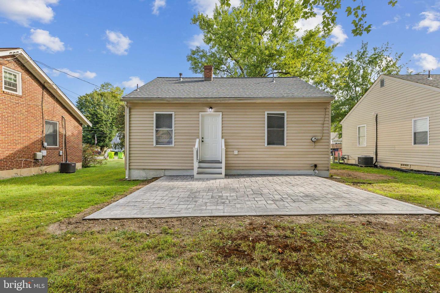 4011 WHITE HAVEN DR, DUMFRIES, Virginia 22026, 2 Bedrooms Bedrooms, ,1 BathroomBathrooms,Residential,For sale,4011 WHITE HAVEN DR,VAPW2078976 MLS # VAPW2078976