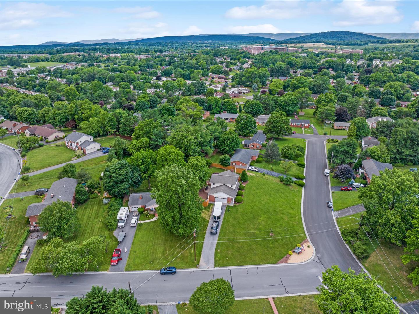 310 MARION ST, WINCHESTER, Virginia 22601, 4 Bedrooms Bedrooms, ,2 BathroomsBathrooms,Residential,For sale,310 MARION ST,VAWI2006380 MLS # VAWI2006380