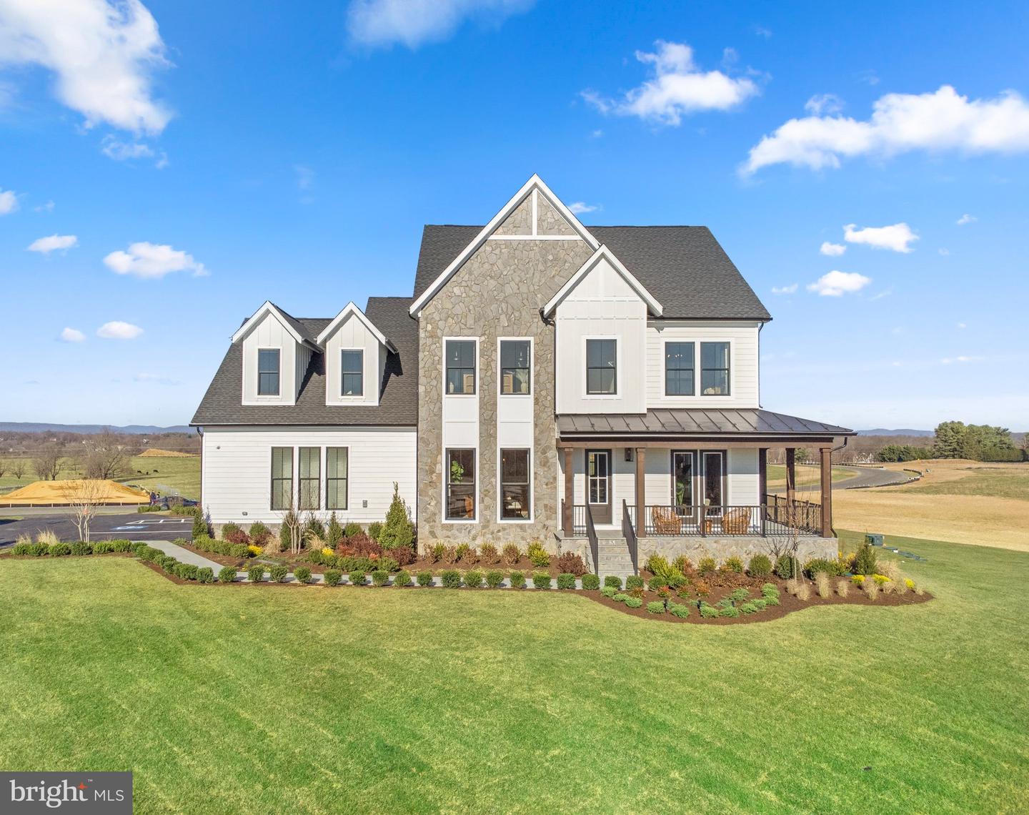 66 SILVER KING CIR #TIMBERNECK III, PURCELLVILLE, Virginia 20132, 4 Bedrooms Bedrooms, ,3 BathroomsBathrooms,Residential,For sale,66 SILVER KING CIR #TIMBERNECK III,VALO2079432 MLS # VALO2079432