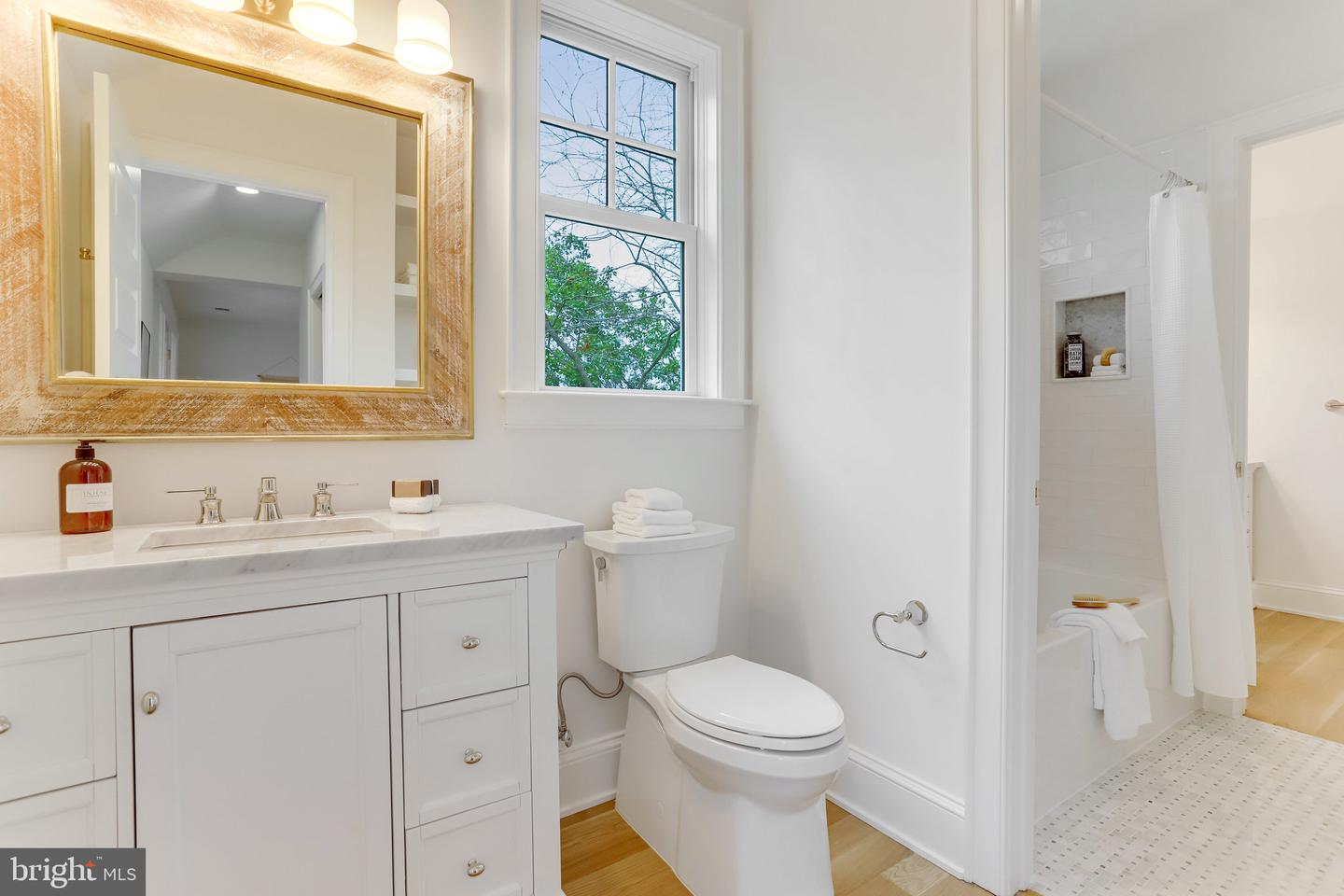 3612 N GLEBE RD, ARLINGTON, Virginia 22207, 6 Bedrooms Bedrooms, ,5 BathroomsBathrooms,Residential,For sale,3612 N GLEBE RD,VAAR2048242 MLS # VAAR2048242