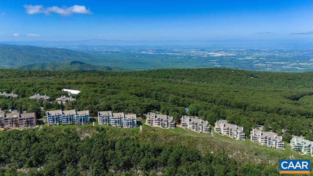 1436 HIGHLANDS CONDOS, WINTERGREEN RESORT, Virginia 22967, 2 Bedrooms Bedrooms, ,2 BathroomsBathrooms,Residential,For sale,1436 HIGHLANDS CONDOS,656589 MLS # 656589