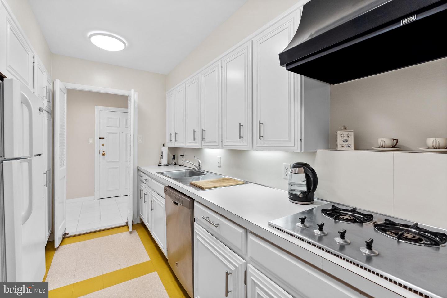 2700 VIRGINIA AVE NW #408, WASHINGTON, District Of Columbia 20037, 1 Bedroom Bedrooms, ,1 BathroomBathrooms,Residential,For sale,2700 VIRGINIA AVE NW #408,DCDC2154152 MLS # DCDC2154152