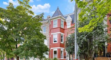 2108 1ST ST NW #1, WASHINGTON, District Of Columbia 20001, 3 Bedrooms Bedrooms, ,3 BathroomsBathrooms,Residential,For sale,2108 1ST ST NW #1,DCDC2157030 MLS # DCDC2157030