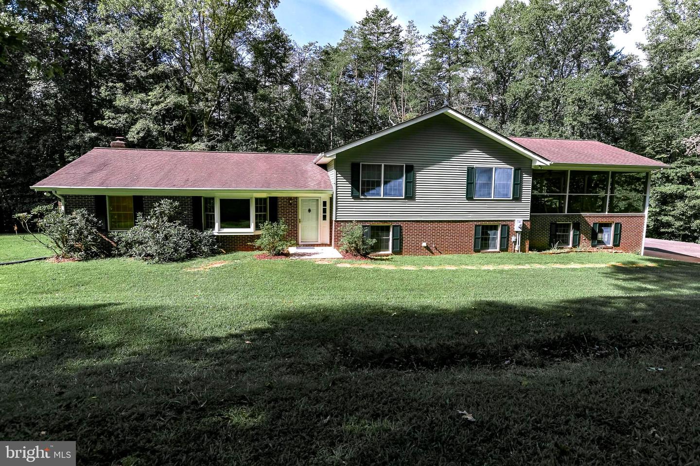 14182 TOWER RD, UNIONVILLE, Virginia 22567, 3 Bedrooms Bedrooms, ,3 BathroomsBathrooms,Residential,For sale,14182 TOWER RD,VAOR2007876 MLS # VAOR2007876