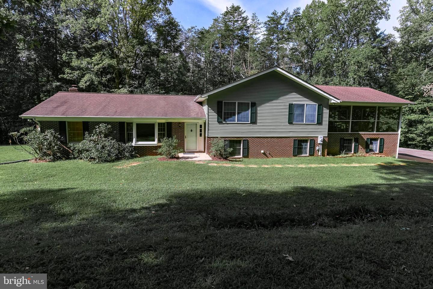 14182 TOWER RD, UNIONVILLE, Virginia 22567, 3 Bedrooms Bedrooms, ,3 BathroomsBathrooms,Residential,For sale,14182 TOWER RD,VAOR2007876 MLS # VAOR2007876