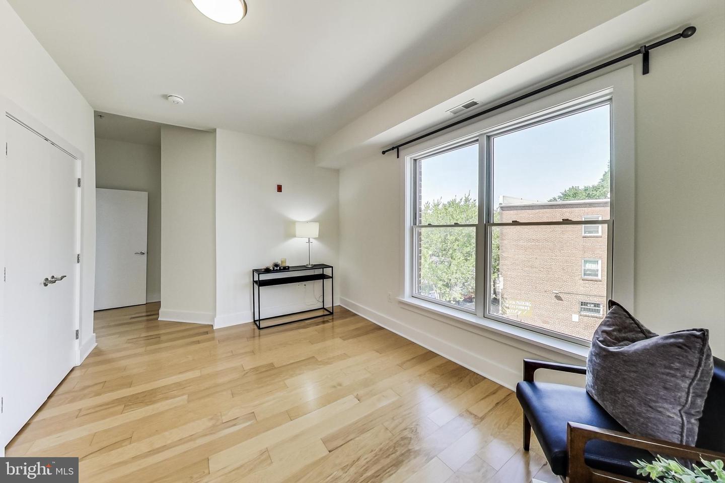 449 R ST NW #301, WASHINGTON, District Of Columbia 20001, 3 Bedrooms Bedrooms, ,2 BathroomsBathrooms,Residential,For sale,449 R ST NW #301,DCDC2156816 MLS # DCDC2156816