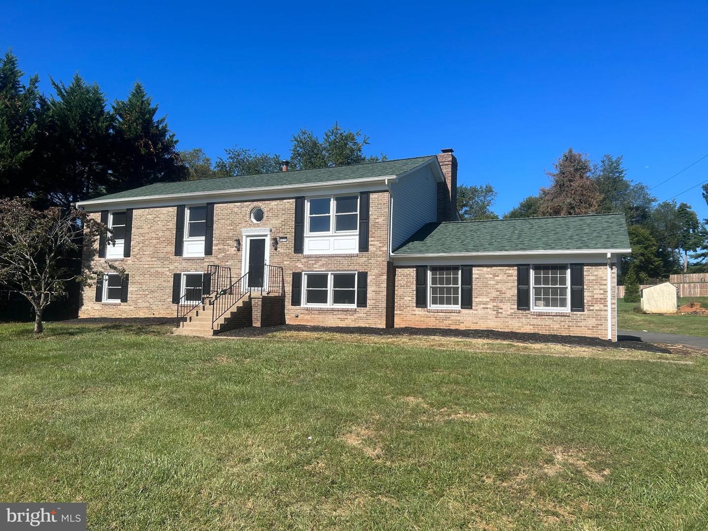 4315 MOUNTAIN VIEW DR, HAYMARKET, Virginia 20169, 4 Bedrooms Bedrooms, ,3 BathroomsBathrooms,Residential,For sale,4315 MOUNTAIN VIEW DR,VAPW2078854 MLS # VAPW2078854