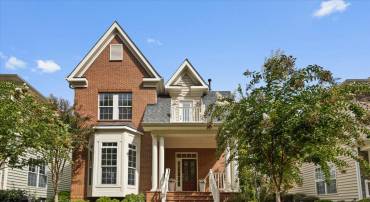 5931 EMBRY SPRING LN, ALEXANDRIA, Virginia 22315, 4 Bedrooms Bedrooms, ,3 BathroomsBathrooms,Residential,For sale,5931 EMBRY SPRING LN,VAFX2200050 MLS # VAFX2200050