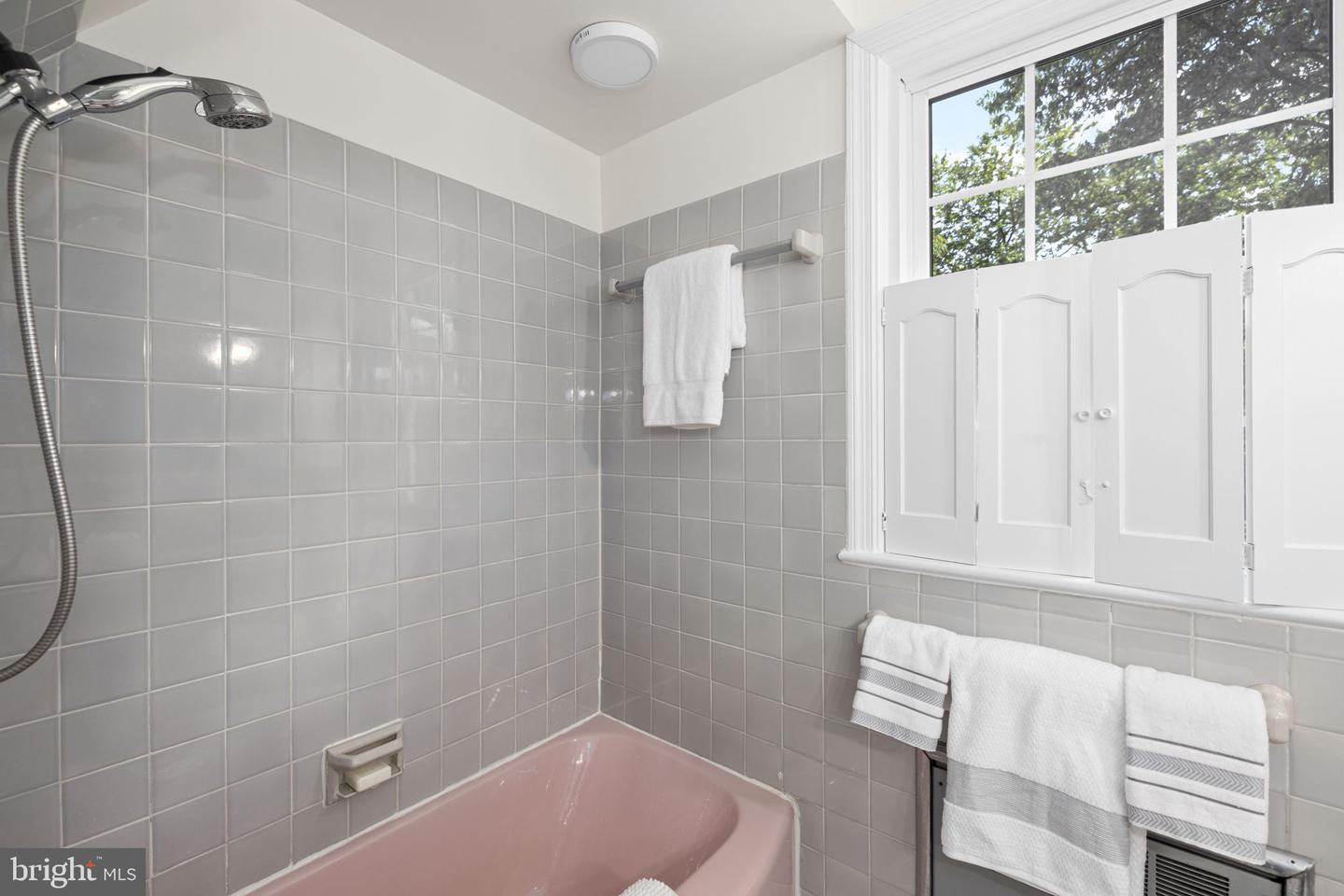 3636 APPLETON ST NW, WASHINGTON, District Of Columbia 20008, 5 Bedrooms Bedrooms, ,4 BathroomsBathrooms,Residential,For sale,3636 APPLETON ST NW,DCDC2157600 MLS # DCDC2157600