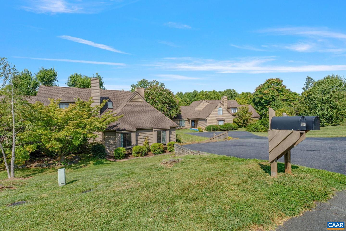 1006 AMBER RIDGE RD, CHARLOTTESVILLE, Virginia 22901, 3 Bedrooms Bedrooms, ,2 BathroomsBathrooms,Residential,For sale,1006 AMBER RIDGE RD,656574 MLS # 656574