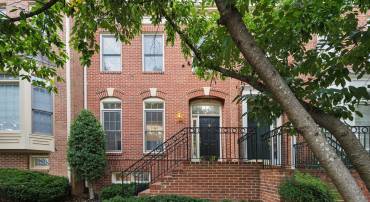 1753 22ND ST N, ARLINGTON, Virginia 22209, 3 Bedrooms Bedrooms, ,2 BathroomsBathrooms,Residential,For sale,1753 22ND ST N,VAAR2048240 MLS # VAAR2048240