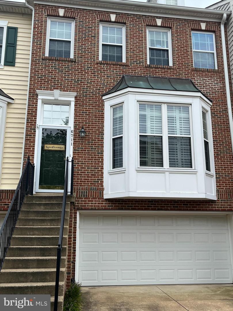 6711 APPLEMINT LN, ALEXANDRIA, Virginia 22310, 3 Bedrooms Bedrooms, 7 Rooms Rooms,2 BathroomsBathrooms,Residential,For sale,6711 APPLEMINT LN,VAFX2200550 MLS # VAFX2200550