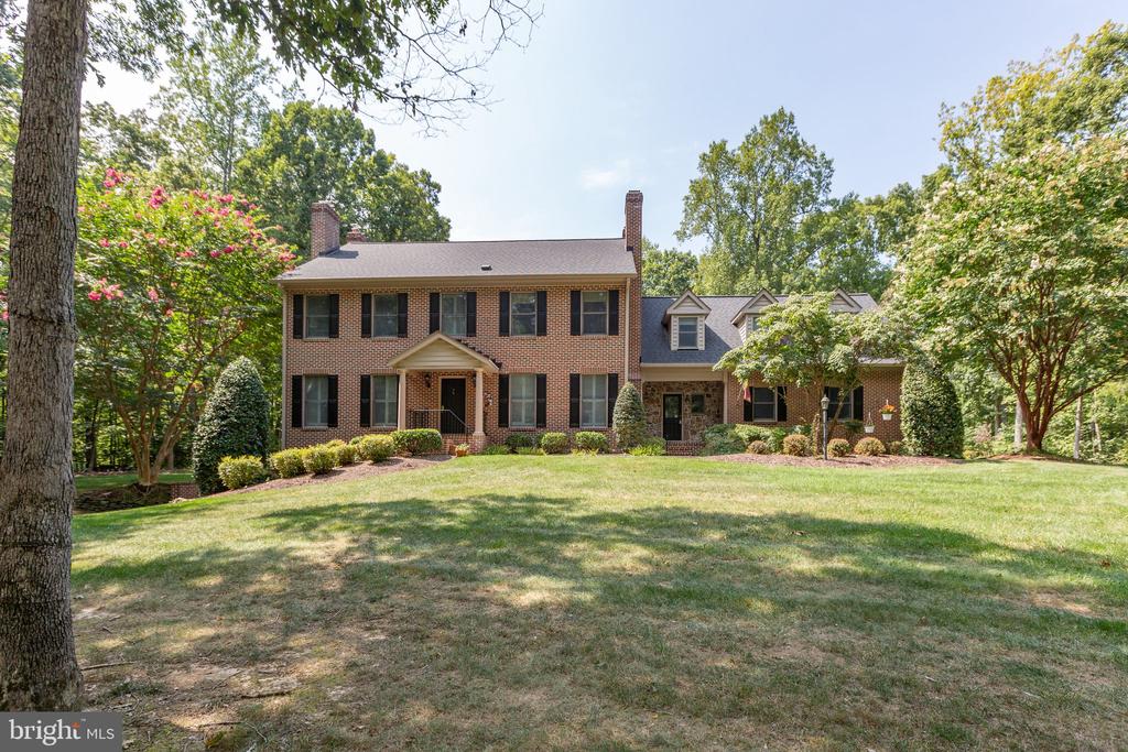 13910 HUNTING RUN DR, FREDERICKSBURG, Virginia 22407, 5 Bedrooms Bedrooms, ,3 BathroomsBathrooms,Residential,13910 HUNTING RUN DR,VASP2027422 MLS # VASP2027422