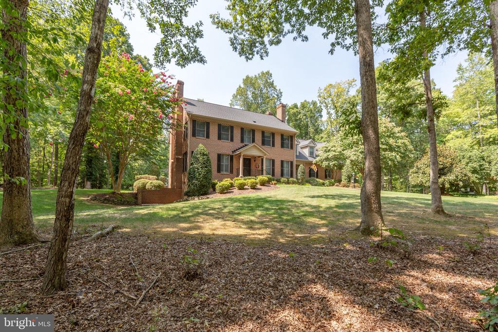 13910 HUNTING RUN DR, FREDERICKSBURG, Virginia 22407, 5 Bedrooms Bedrooms, ,3 BathroomsBathrooms,Residential,13910 HUNTING RUN DR,VASP2027422 MLS # VASP2027422