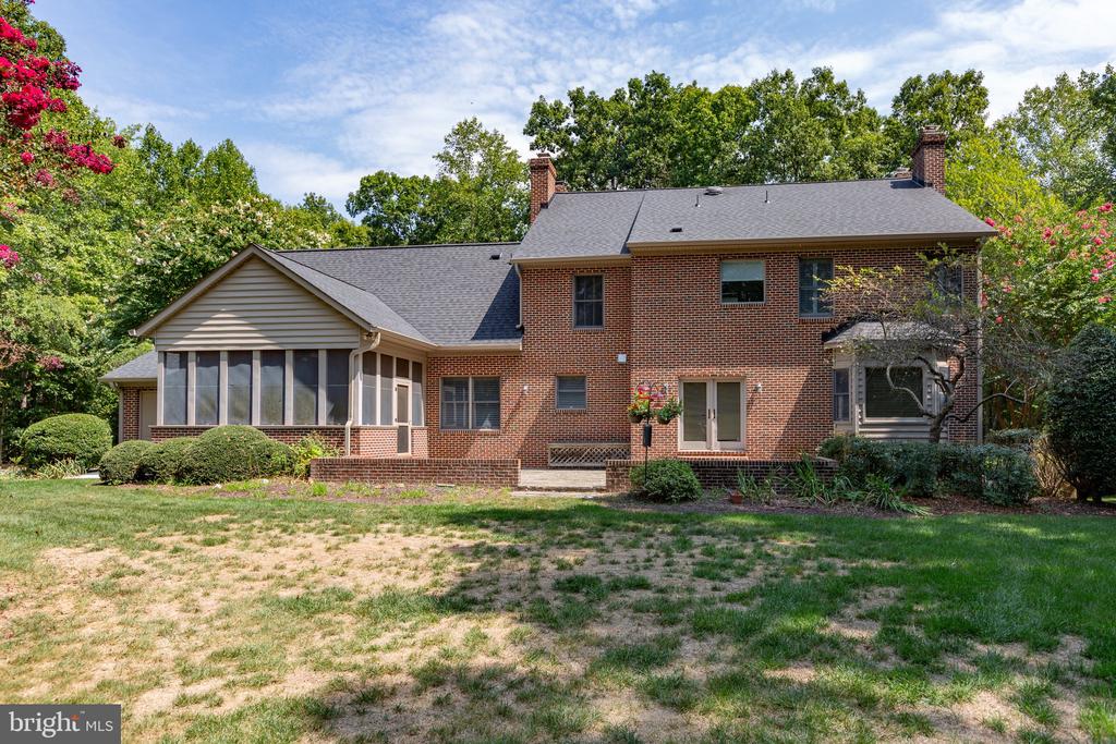 13910 HUNTING RUN DR, FREDERICKSBURG, Virginia 22407, 5 Bedrooms Bedrooms, ,3 BathroomsBathrooms,Residential,13910 HUNTING RUN DR,VASP2027422 MLS # VASP2027422