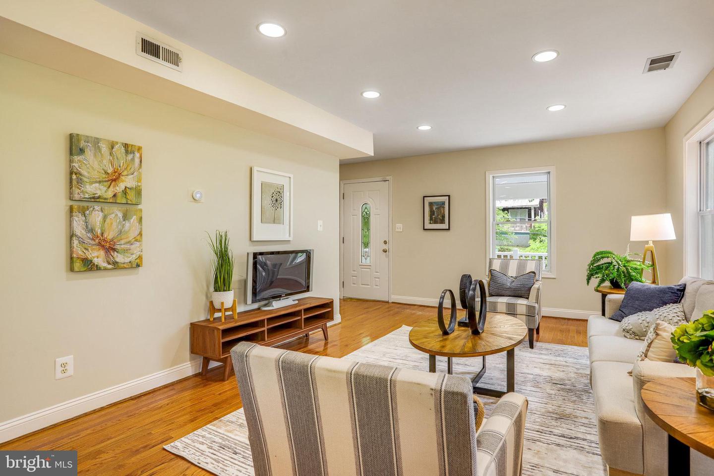 1419 LAWRENCE ST NE, WASHINGTON, District Of Columbia 20017, 4 Bedrooms Bedrooms, ,2 BathroomsBathrooms,Residential,For sale,1419 LAWRENCE ST NE,DCDC2158548 MLS # DCDC2158548