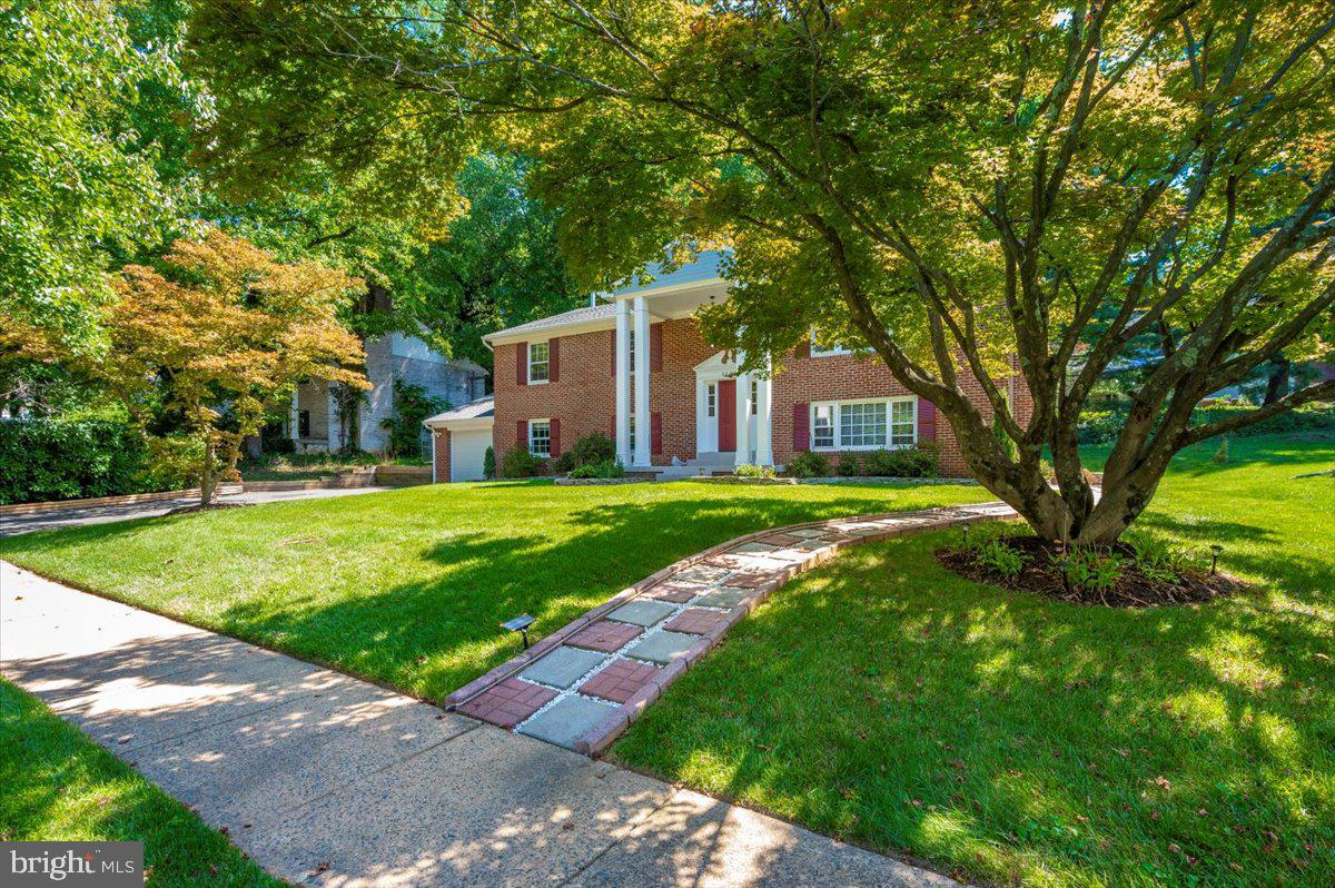 7425 SHREVE RD, FALLS CHURCH, Virginia 22043, 5 Bedrooms Bedrooms, ,3 BathroomsBathrooms,Residential,For sale,7425 SHREVE RD,VAFX2200092 MLS # VAFX2200092