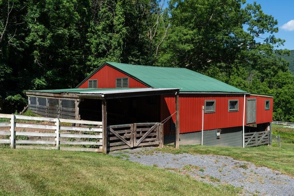 6325 SAM SNEAD HWY, HOT SPRINGS, Virginia 24445, 5 Bedrooms Bedrooms, ,3 BathroomsBathrooms,Residential,Seven Springs Farm,6325 SAM SNEAD HWY,656752 MLS # 656752