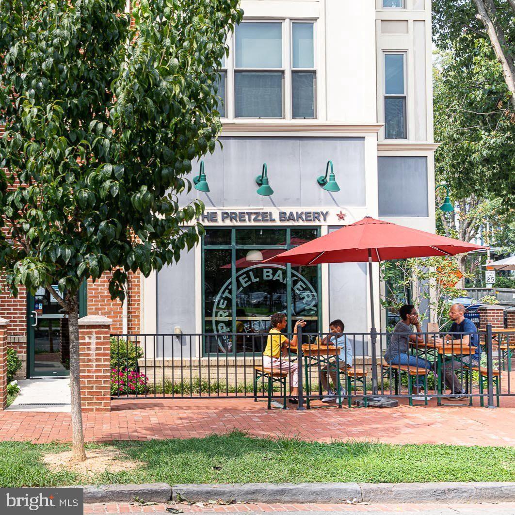 1511 INDEPENDENCE AVE SE, WASHINGTON, District Of Columbia 20003, 2 Bedrooms Bedrooms, ,1 BathroomBathrooms,Residential,For sale,1511 INDEPENDENCE AVE SE,DCDC2158486 MLS # DCDC2158486