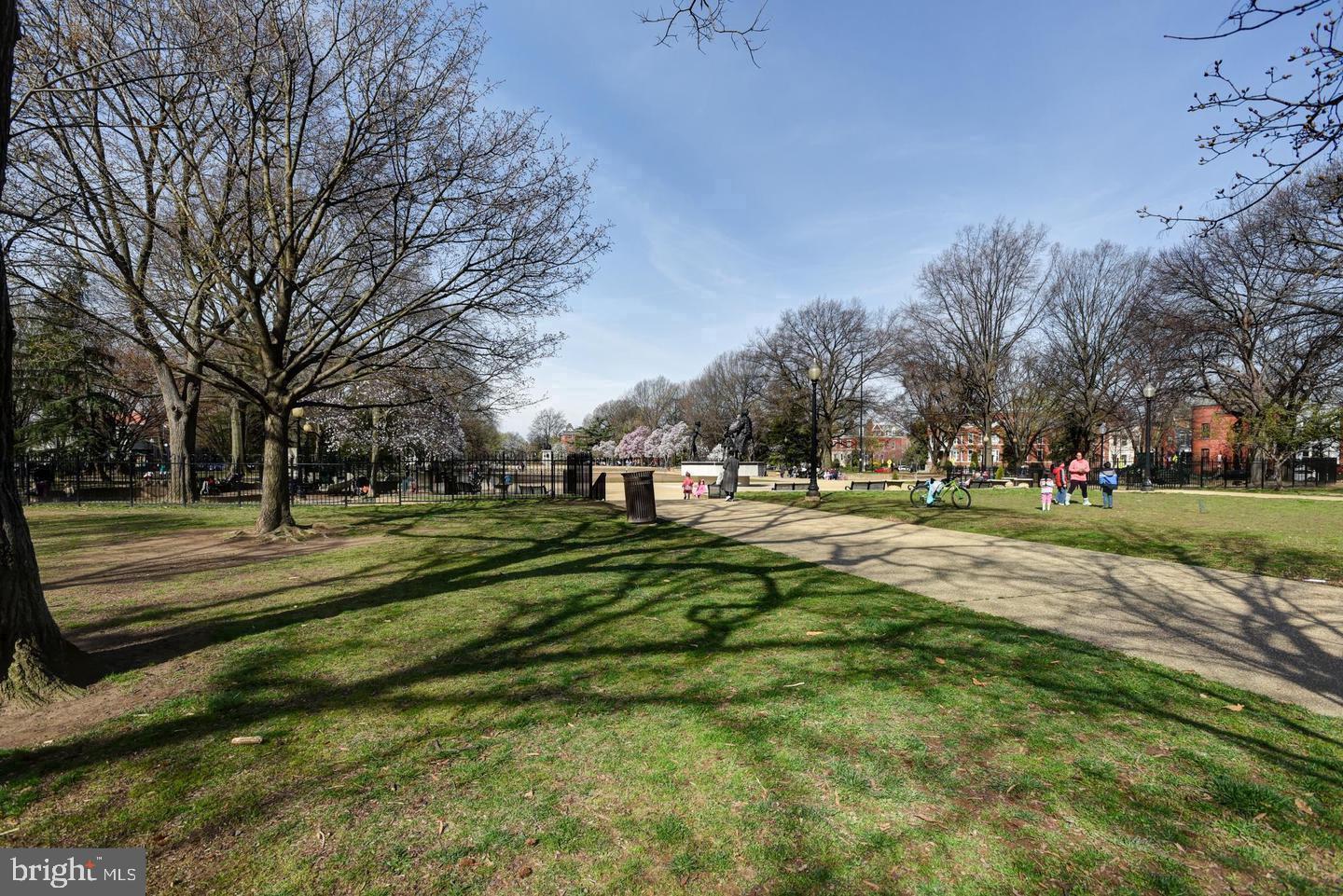 1511 INDEPENDENCE AVE SE, WASHINGTON, District Of Columbia 20003, 2 Bedrooms Bedrooms, ,1 BathroomBathrooms,Residential,For sale,1511 INDEPENDENCE AVE SE,DCDC2158486 MLS # DCDC2158486