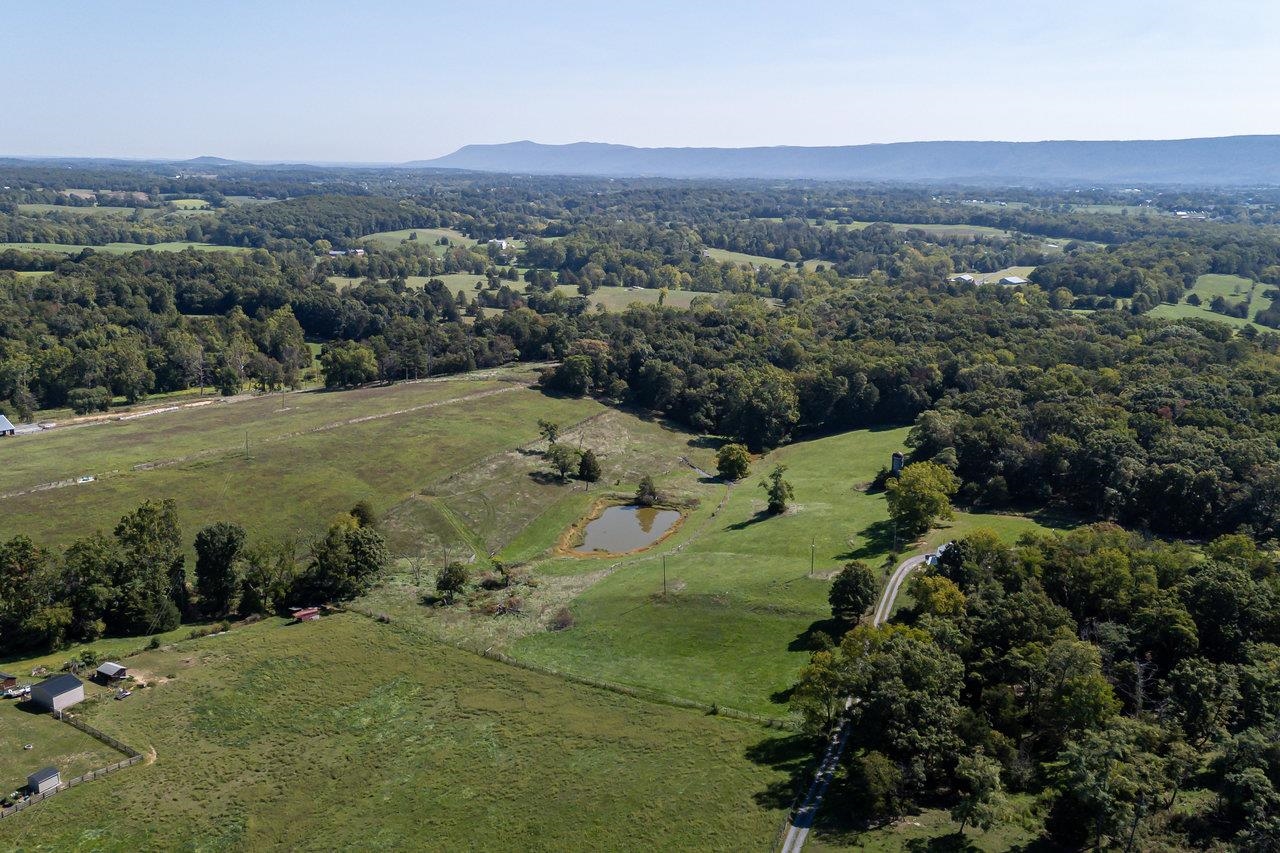 1743 COFFMANTOWN RD, WOODSTOCK, Virginia 22664, 3 Bedrooms Bedrooms, ,2 BathroomsBathrooms,Residential,1743 COFFMANTOWN RD,656797 MLS # 656797