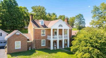 610 NEW HOPE RD, STAUNTON, Virginia 24401, 6 Bedrooms Bedrooms, ,4 BathroomsBathrooms,Residential,610 NEW HOPE RD,656798 MLS # 656798