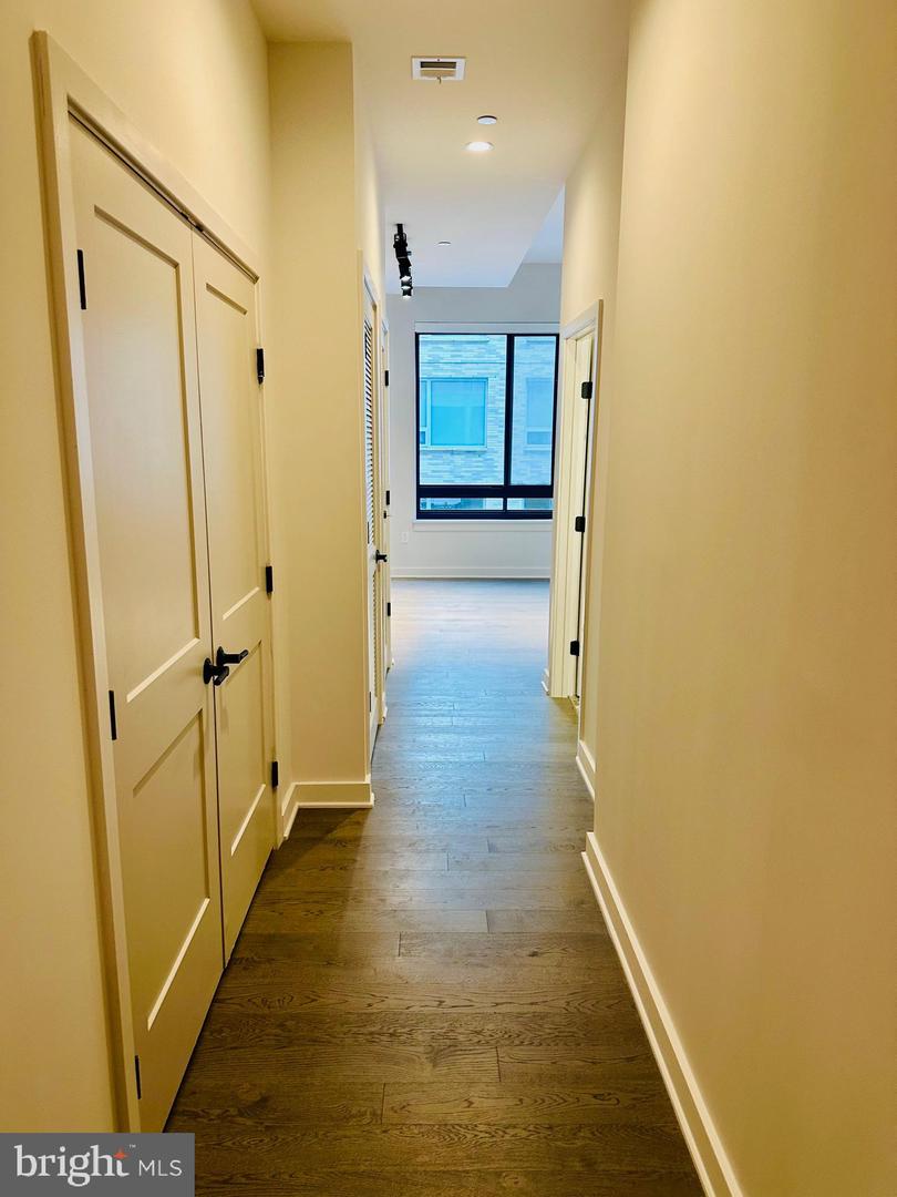 70 N ST SE #N216, WASHINGTON, District Of Columbia 20003, 1 Bedroom Bedrooms, ,1 BathroomBathrooms,Residential,For sale,70 N ST SE #N216,DCDC2159026 MLS # DCDC2159026