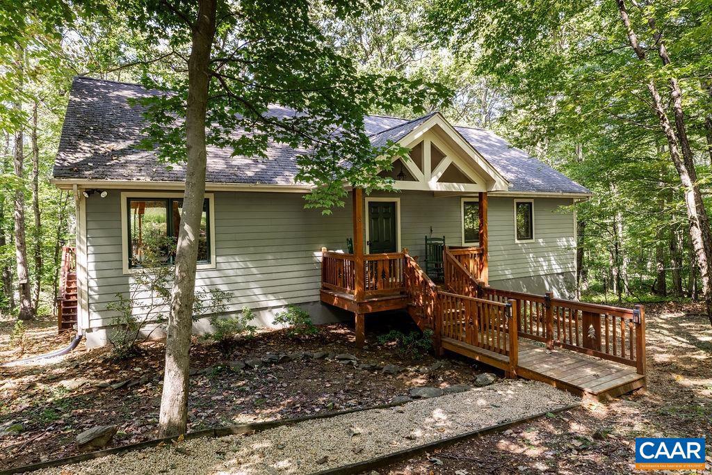 18 PINE SISKIN LN, WINTERGREEN RESORT, Virginia 22967, 3 Bedrooms Bedrooms, ,2 BathroomsBathrooms,Residential,For sale,18 PINE SISKIN LN,656768 MLS # 656768