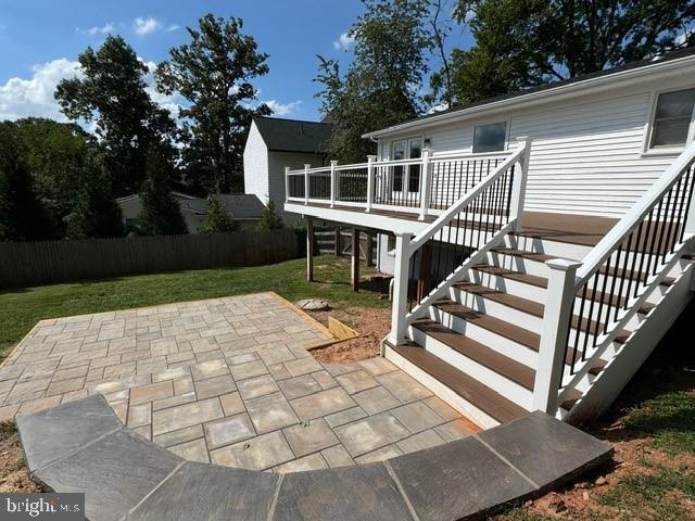 45566 LAKESIDE DR, STERLING, Virginia 20165, 4 Bedrooms Bedrooms, ,3 BathroomsBathrooms,Residential,For sale,45566 LAKESIDE DR,VALO2079602 MLS # VALO2079602