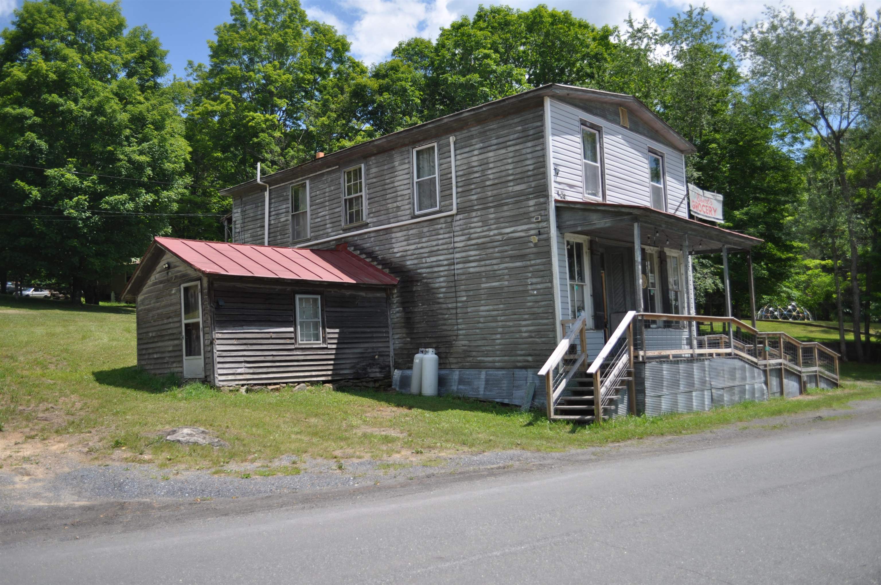 11038 DRY RUN RD, BURNSVILLE, Virginia 24487, 2 Bedrooms Bedrooms, ,1 BathroomBathrooms,Residential,11038 DRY RUN RD,643599 MLS # 643599