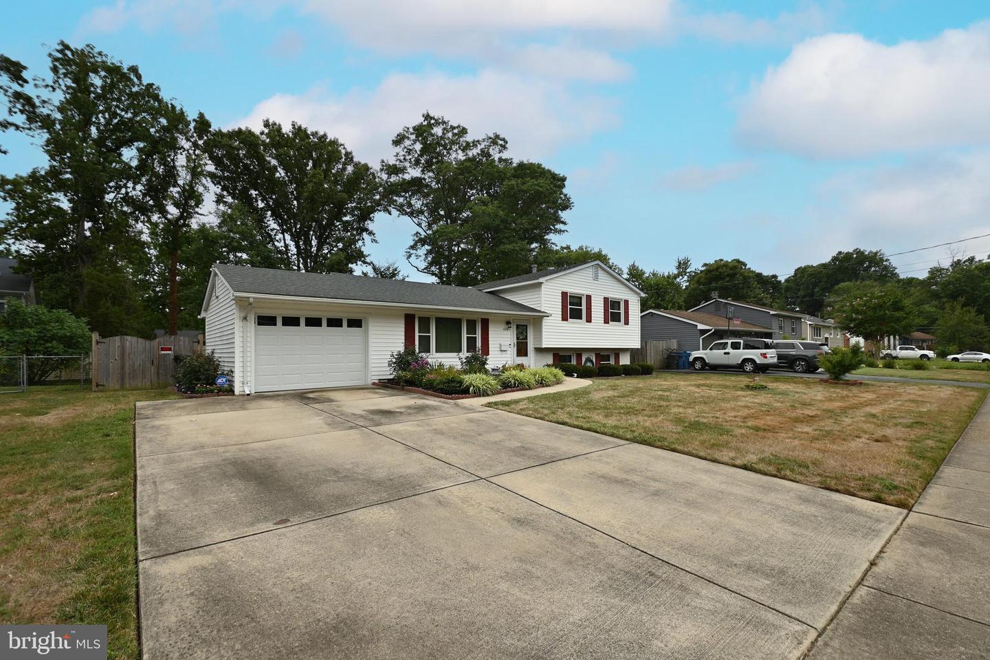 4205 FIELDING ST, ALEXANDRIA, Virginia 22309, 3 Bedrooms Bedrooms, ,2 BathroomsBathrooms,Residential,For sale,4205 FIELDING ST,VAFX2192142 MLS # VAFX2192142