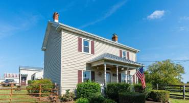 1118 LAUREL HILL RD, VERONA, Virginia 24482, 2 Bedrooms Bedrooms, ,1 BathroomBathrooms,Residential,1118 LAUREL HILL RD,656821 MLS # 656821