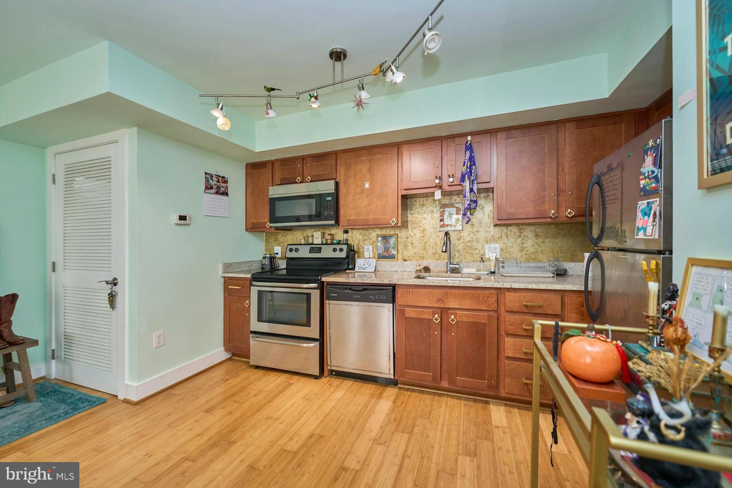 1225 FAIRMONT ST NW #202, WASHINGTON, District Of Columbia 20009, 2 Bedrooms Bedrooms, ,1 BathroomBathrooms,Residential,For sale,1225 FAIRMONT ST NW #202,DCDC2156540 MLS # DCDC2156540