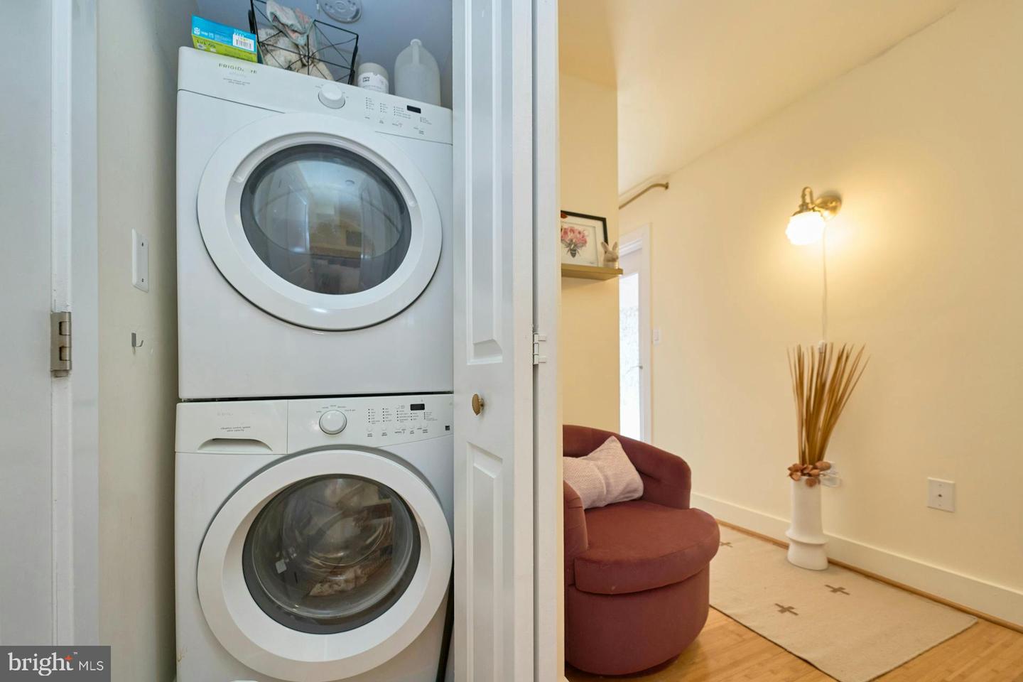 1225 FAIRMONT ST NW #202, WASHINGTON, District Of Columbia 20009, 2 Bedrooms Bedrooms, ,1 BathroomBathrooms,Residential,For sale,1225 FAIRMONT ST NW #202,DCDC2156540 MLS # DCDC2156540