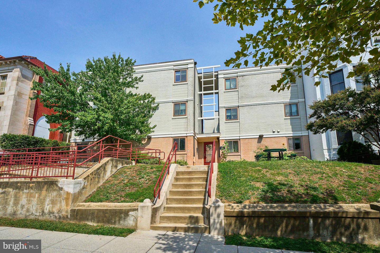 1225 FAIRMONT ST NW #202, WASHINGTON, District Of Columbia 20009, 2 Bedrooms Bedrooms, ,1 BathroomBathrooms,Residential,For sale,1225 FAIRMONT ST NW #202,DCDC2156540 MLS # DCDC2156540