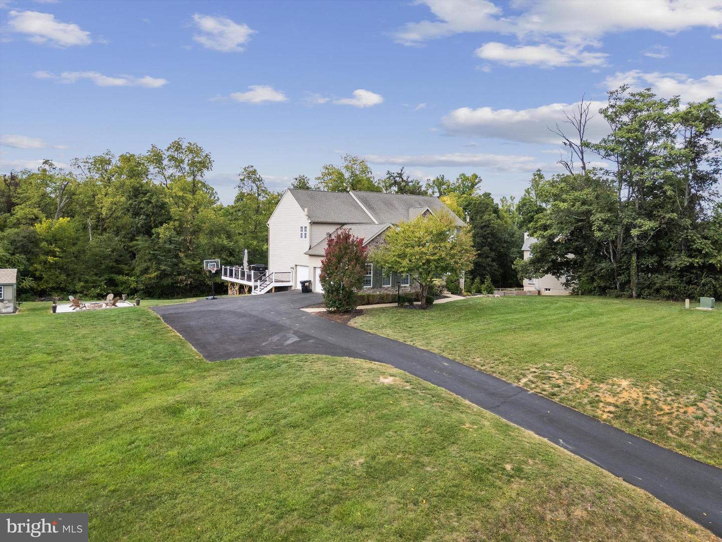 312 CHIMNEY CIR, MIDDLETOWN, Virginia 22645, 4 Bedrooms Bedrooms, ,3 BathroomsBathrooms,Residential,For sale,312 CHIMNEY CIR,VAFV2021626 MLS # VAFV2021626