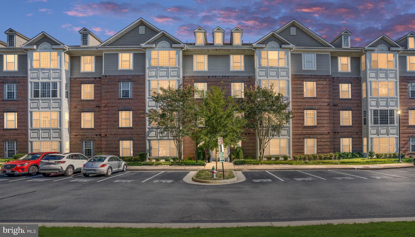 701-306 COBBLESTONE BLVD #306, FREDERICKSBURG, Virginia 22401, 1 Bedroom Bedrooms, ,1 BathroomBathrooms,Residential,For sale,701-306 COBBLESTONE BLVD #306,VAFB2006772 MLS # VAFB2006772