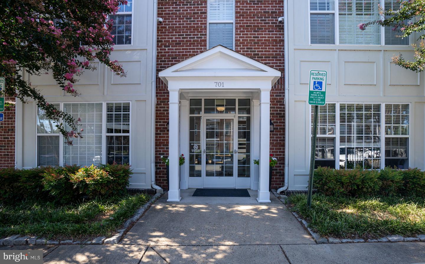 701-306 COBBLESTONE BLVD #306, FREDERICKSBURG, Virginia 22401, 1 Bedroom Bedrooms, ,1 BathroomBathrooms,Residential,For sale,701-306 COBBLESTONE BLVD #306,VAFB2006772 MLS # VAFB2006772