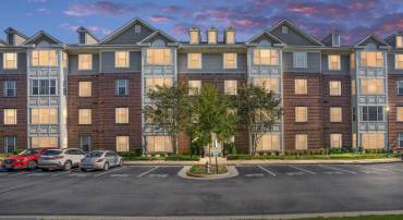 701-306 COBBLESTONE BLVD #306, FREDERICKSBURG, Virginia 22401, 1 Bedroom Bedrooms, ,1 BathroomBathrooms,Residential,For sale,701-306 COBBLESTONE BLVD #306,VAFB2006772 MLS # VAFB2006772