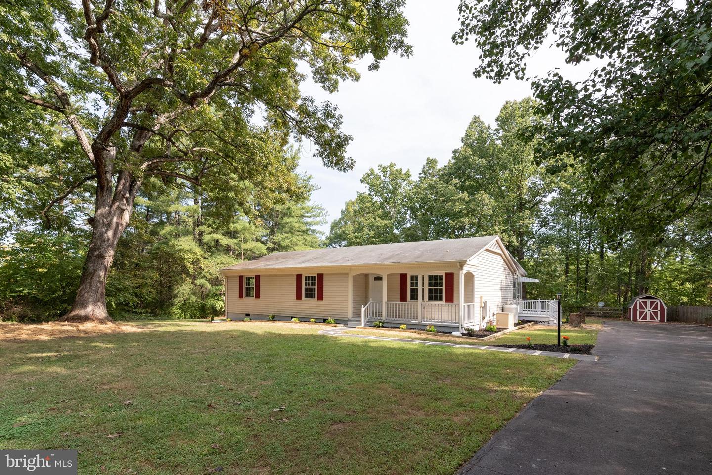 107 SLEEPY HOLLOW RD, NEW CANTON, Virginia 23123, 3 Bedrooms Bedrooms, ,2 BathroomsBathrooms,Residential,For sale,107 SLEEPY HOLLOW RD,VABH2000126 MLS # VABH2000126