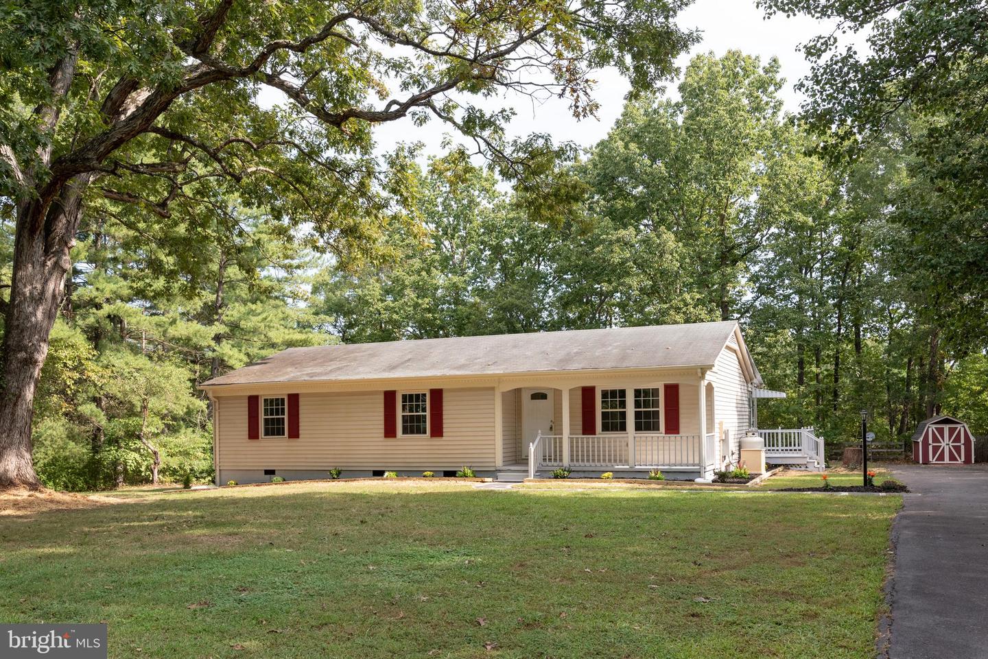 107 SLEEPY HOLLOW RD, NEW CANTON, Virginia 23123, 3 Bedrooms Bedrooms, ,2 BathroomsBathrooms,Residential,For sale,107 SLEEPY HOLLOW RD,VABH2000126 MLS # VABH2000126