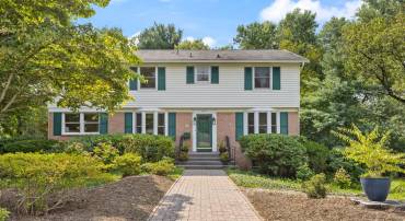 6718 WEAVER AVE, MCLEAN, Virginia 22101, 5 Bedrooms Bedrooms, ,3 BathroomsBathrooms,Residential,For sale,6718 WEAVER AVE,VAFX2200228 MLS # VAFX2200228