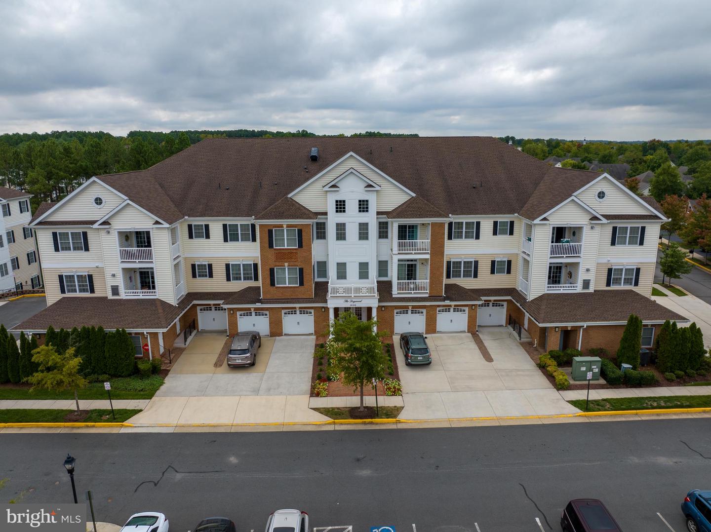 15100 HEATHER MILL LN #101, HAYMARKET, Virginia 20169, 2 Bedrooms Bedrooms, ,2 BathroomsBathrooms,Residential,For sale,15100 HEATHER MILL LN #101,VAPW2078550 MLS # VAPW2078550