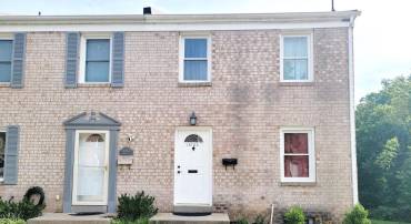 16725 CHOWNING CT, WOODBRIDGE, Virginia 22191, 4 Bedrooms Bedrooms, ,2 BathroomsBathrooms,Residential,For sale,16725 CHOWNING CT,VAPW2079612 MLS # VAPW2079612