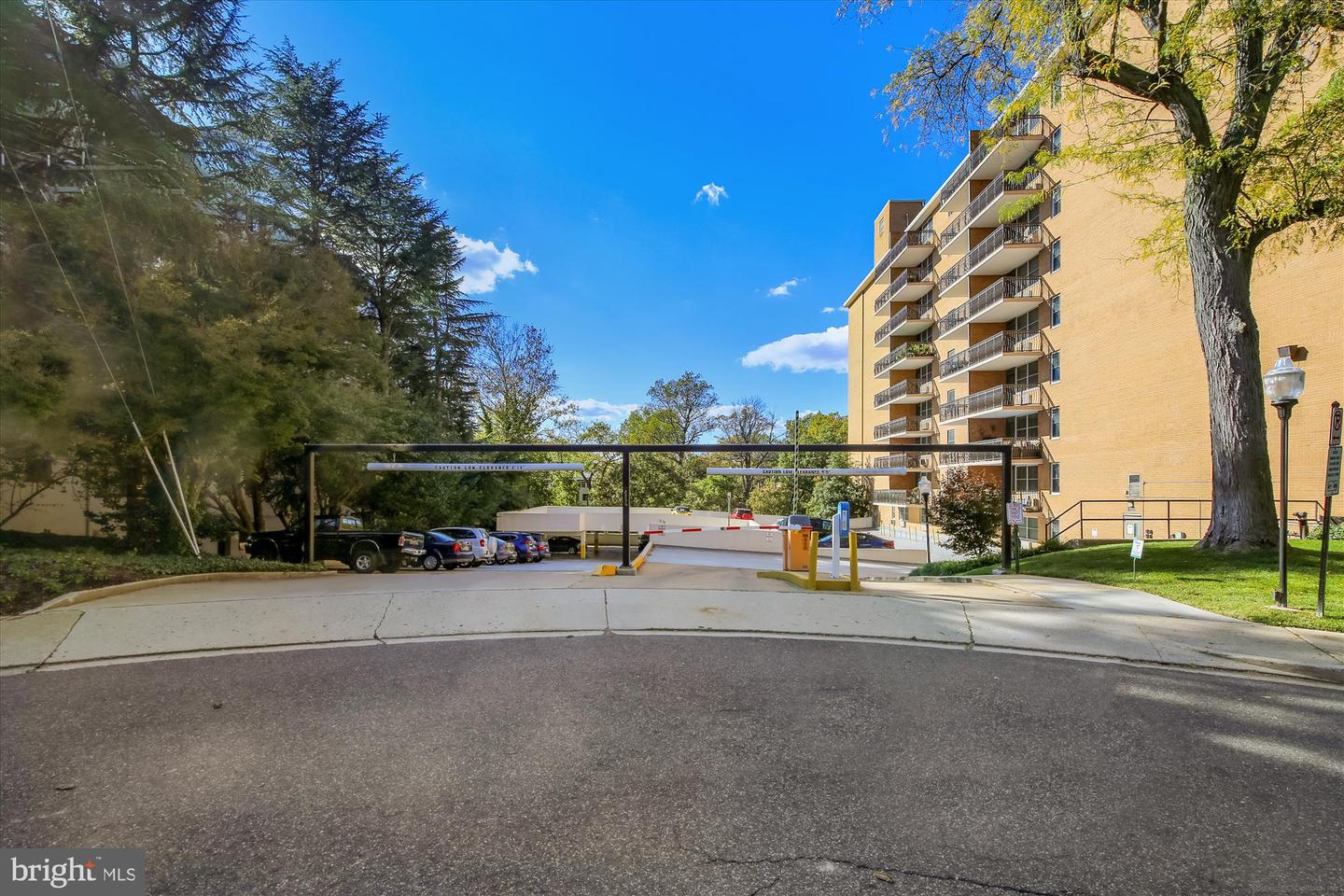 2030 N ADAMS ST #902, ARLINGTON, Virginia 22201, 2 Bedrooms Bedrooms, ,1 BathroomBathrooms,Residential,For sale,2030 N ADAMS ST #902,VAAR2045178 MLS # VAAR2045178