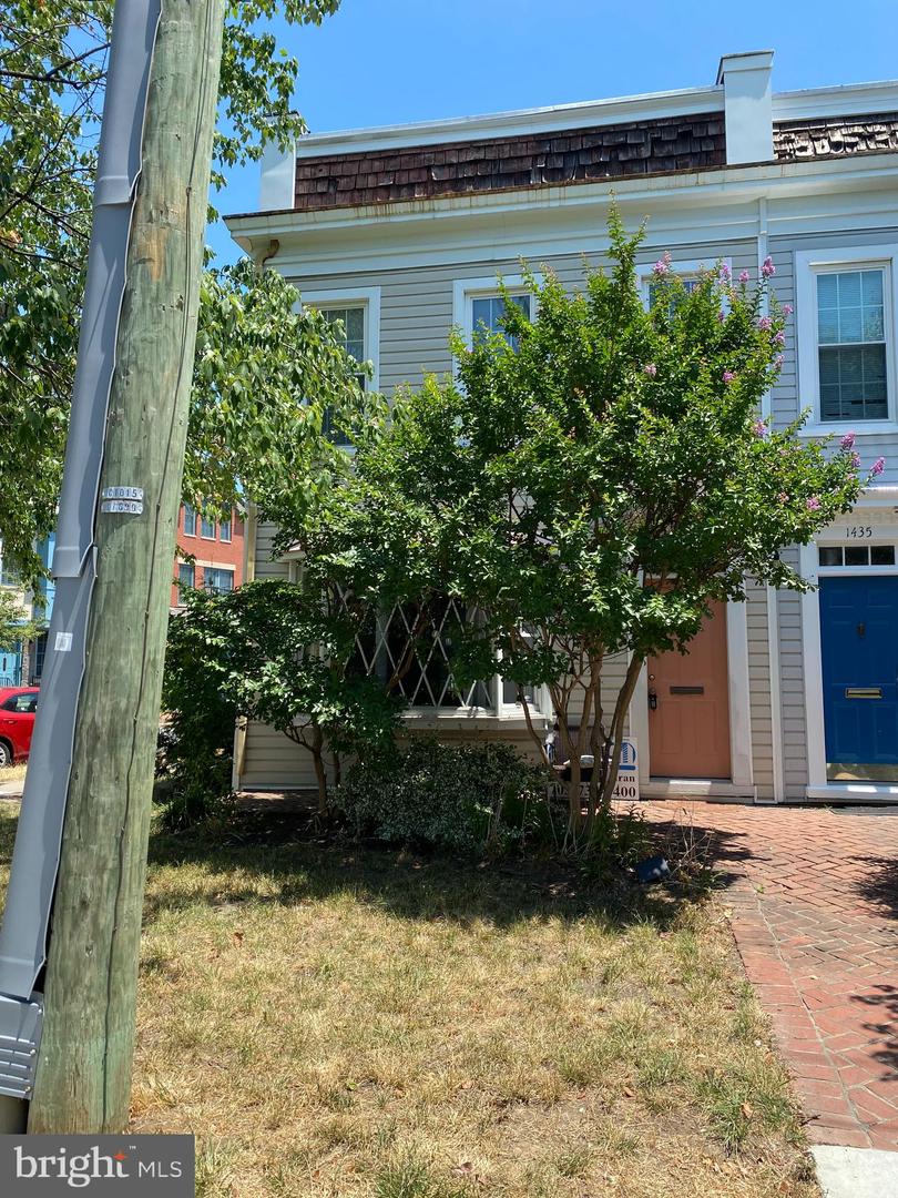 1437 POWHATAN ST, ALEXANDRIA, Virginia 22314, 3 Bedrooms Bedrooms, ,2 BathroomsBathrooms,Residential,For sale,1437 POWHATAN ST,VAAX2036238 MLS # VAAX2036238