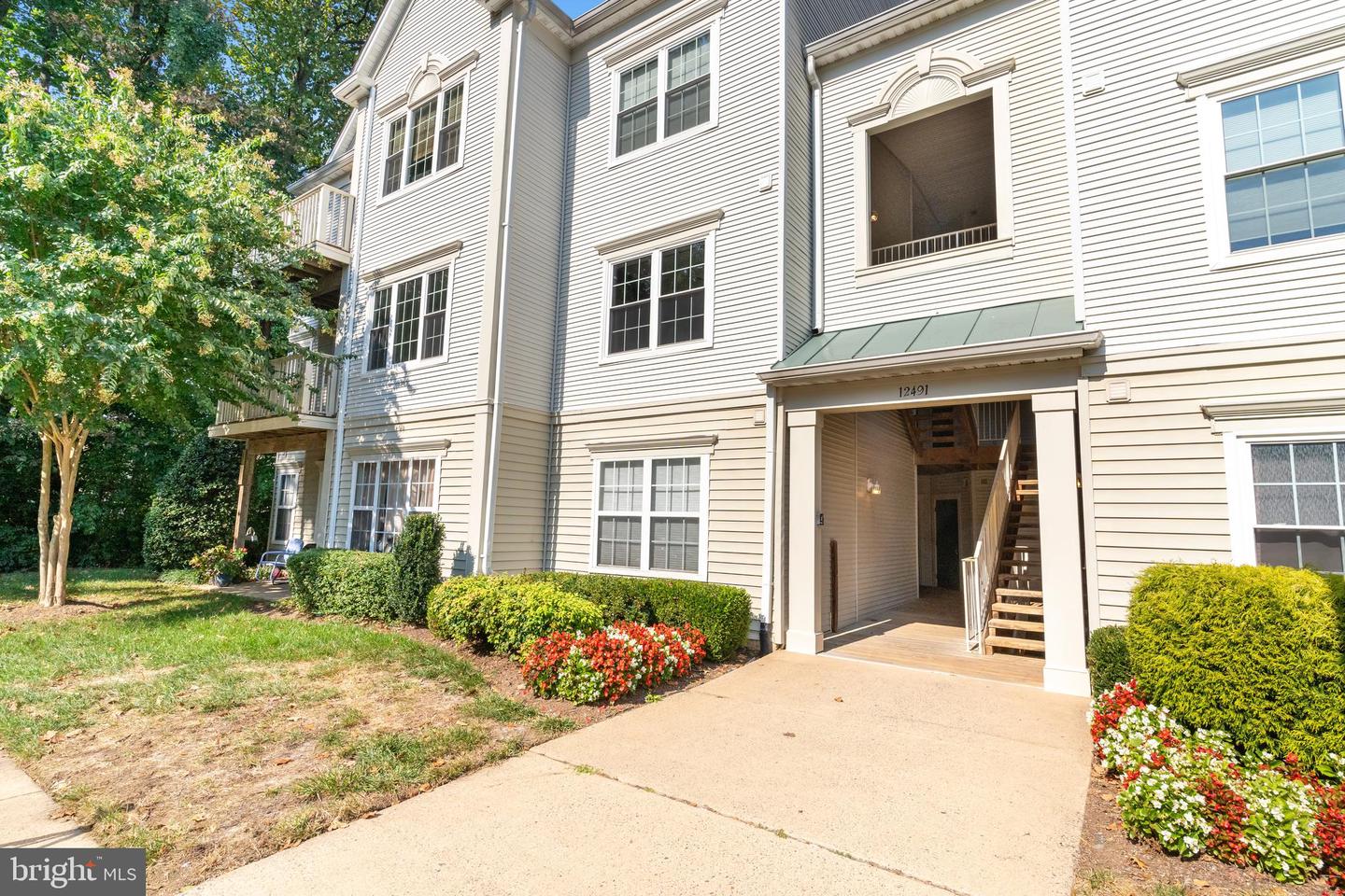 12491 HAYES CT #301, FAIRFAX, Virginia 22033, 2 Bedrooms Bedrooms, ,2 BathroomsBathrooms,Residential,For sale,12491 HAYES CT #301,VAFX2194464 MLS # VAFX2194464