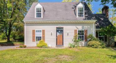 1610 ROBIN LN, CHARLOTTESVILLE, Virginia 22911, 4 Bedrooms Bedrooms, ,3 BathroomsBathrooms,Residential,1610 ROBIN LN,656858 MLS # 656858