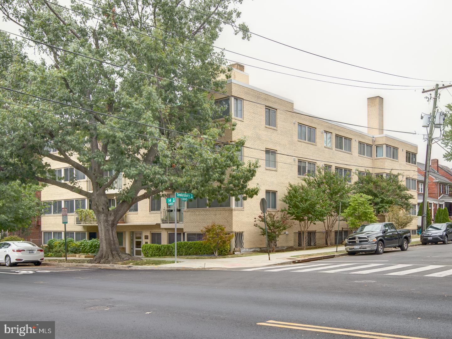 6425 14TH ST NW #B2, WASHINGTON, District Of Columbia 20012, 1 Bedroom Bedrooms, ,1 BathroomBathrooms,Residential,For sale,6425 14TH ST NW #B2,DCDC2153984 MLS # DCDC2153984